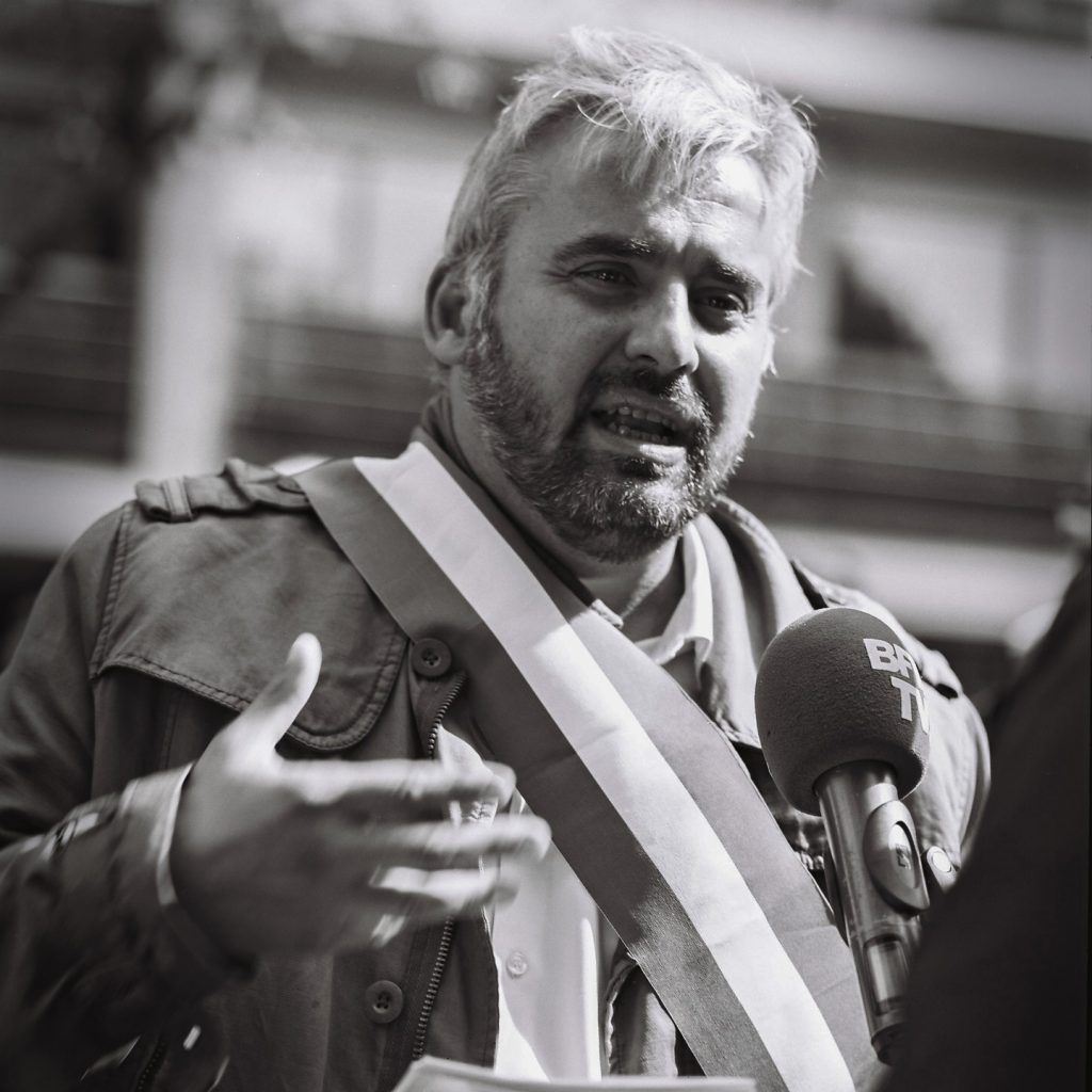 report-paris-france-hasselblad-mediumformat-alexiscorbiere-lafranceinsoumise-porteparole